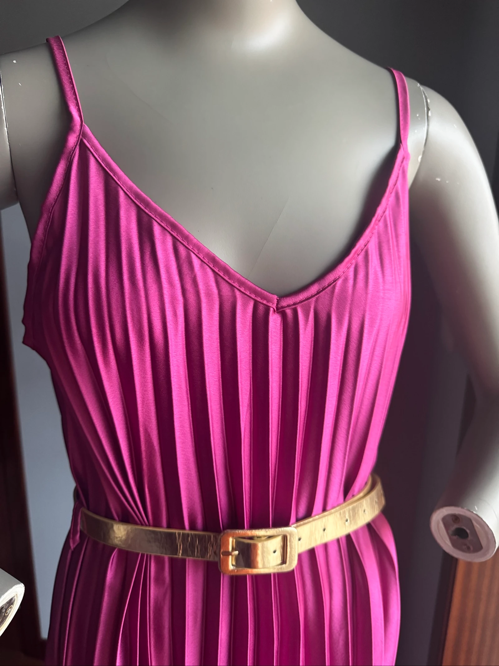 Neon Collection geplisseerde fuchsia jurk – nieuw met riem – een maat – photo 4